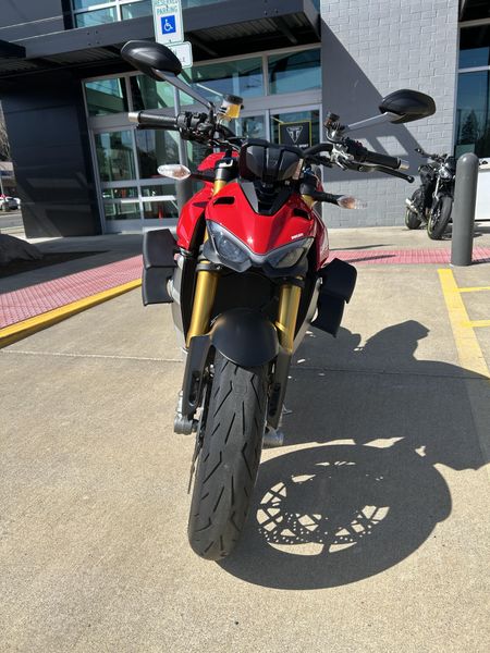 Used 2022 Ducati Streetfighter V4S 