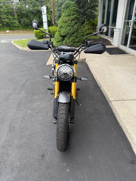 2024 Triumph SCRAMBLER 400 XImage 3