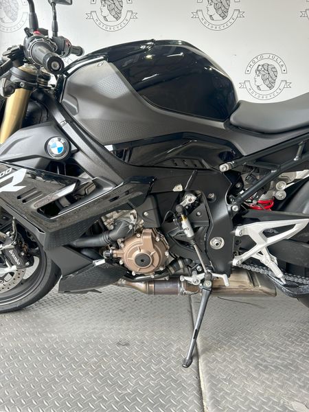 2024 BMW S 1000 R