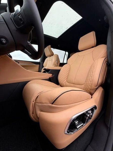 New 2027 Jeep Grand Cherokee L Summit 4x4Image 10