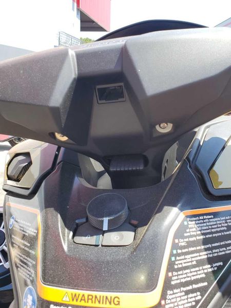 Used 2023 Kawasaki Jet Ski Ultra 160 LX Image 15