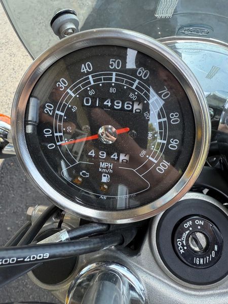 2015 Yamaha SR400Image 5