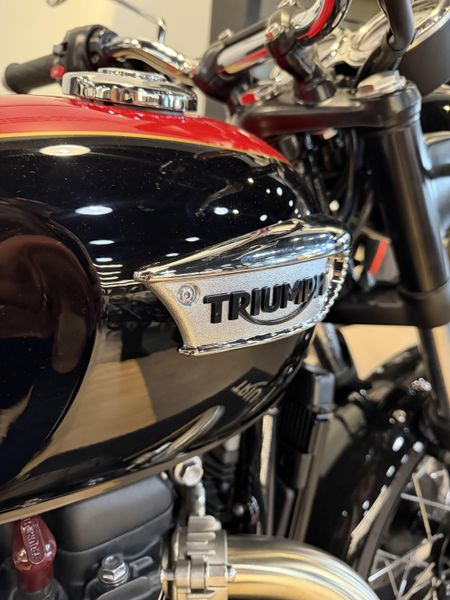 2026 Triumph Bonneville T100