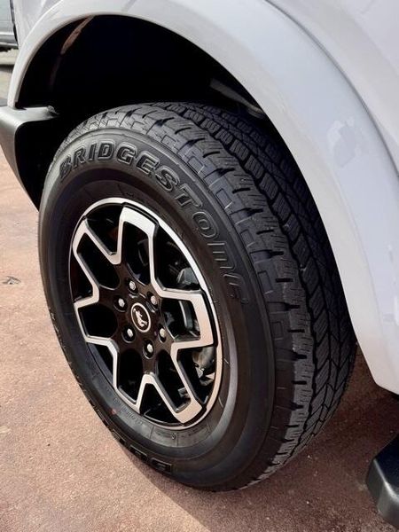 Used 2024 Ford Bronco Outer BanksImage 18