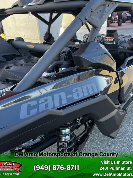 2025 Can-Am MAVERICK X3 MAX X RS TURBO RR SMART-SHOXImage 8