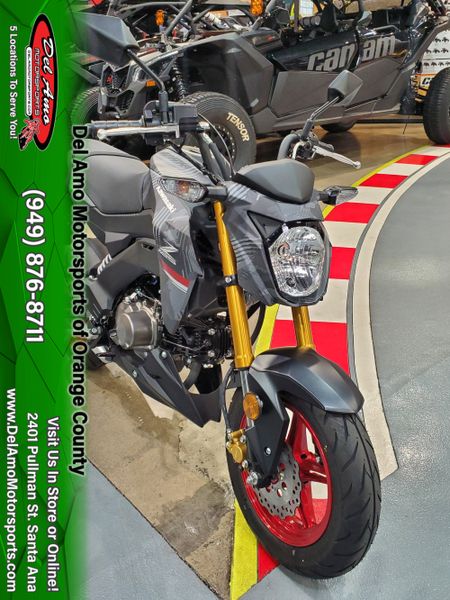 2024 Kawasaki Z125 PROImage 2