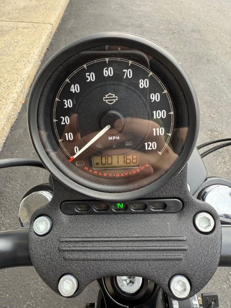 2021 Harley-Davidson XL883N / IRON 883Image 6