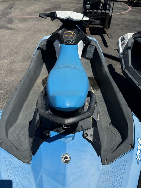 2017 SEADOO SPARK 3UP 900 HO ACE BLUE WHITE Image 9