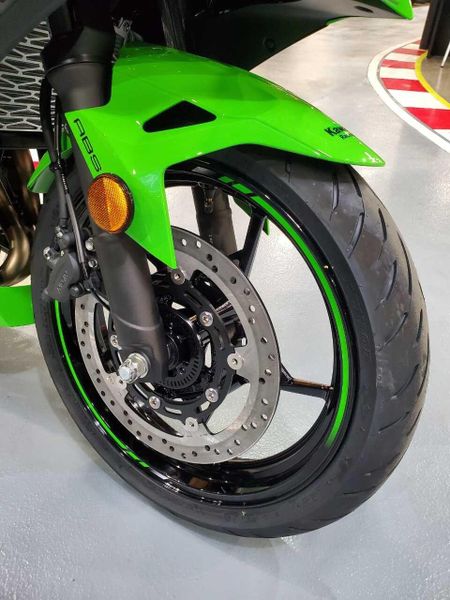New 2024 Kawasaki NINJA 500 KRT SE ABS Image 3