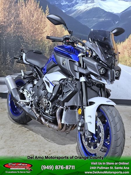 2021 Yamaha MT-10 CAImage 2