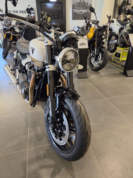 New 2026 Triumph Speed Twin 1200 Base Image 1