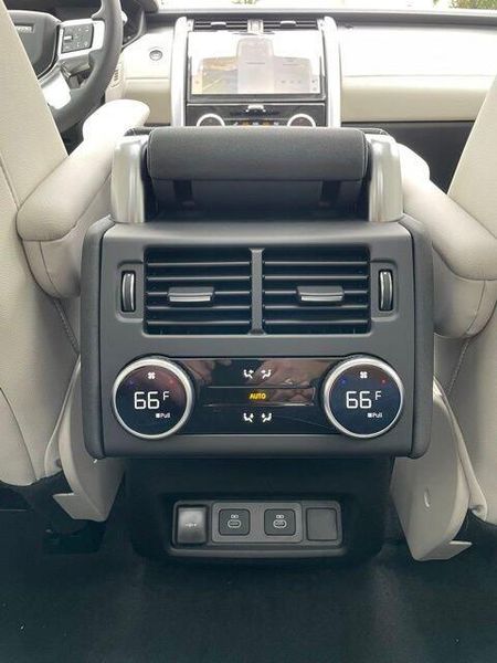 Used 2025 Land Rover Discovery Dynamic SE