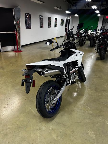 New 2025 Suzuki DR ZRSM Image 4