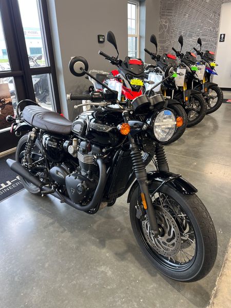 2018 Triumph Bonneville T120Image 2