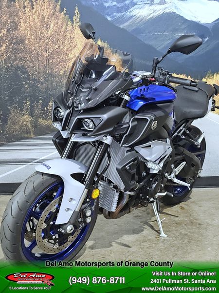 2021 Yamaha MT-10 CAImage 4