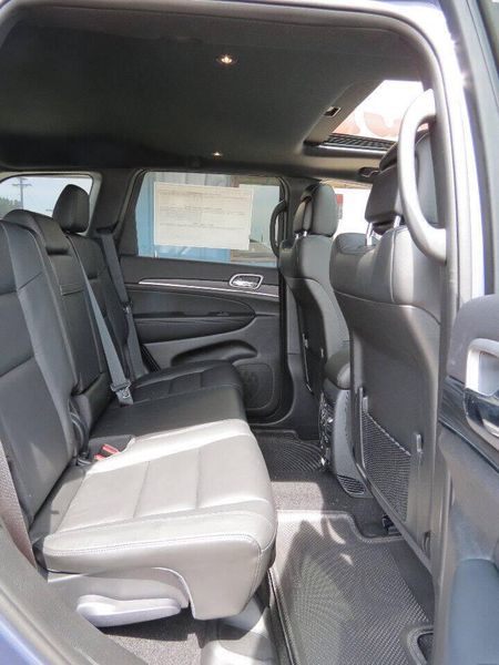 Used 2020 Jeep Grand Cherokee Limited 4x4 4dr SUVImage 24