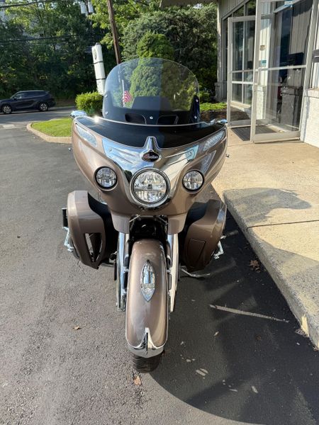 2019 INDIAN MOTORCYCLE Chief RoadmasterImage 3