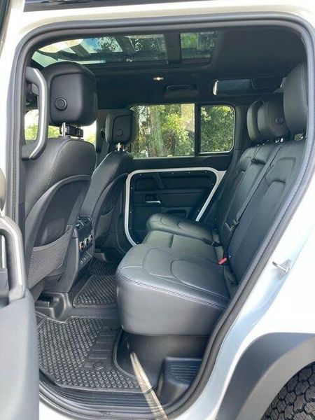 2025 Land Rover Defender S