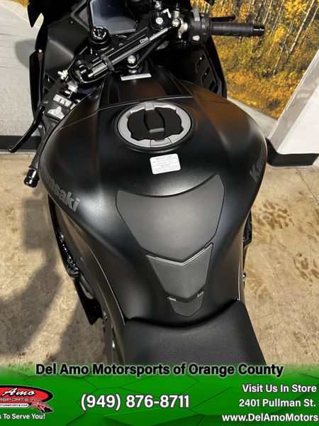 2025 Kawasaki NINJA ZX-10R ABS Image 5