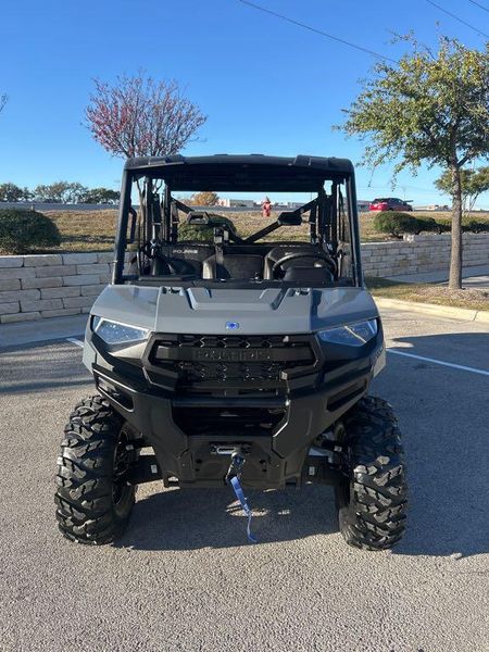 New 2026 Polaris RANGER CREW XP 1000 PREMIUM Image 2
