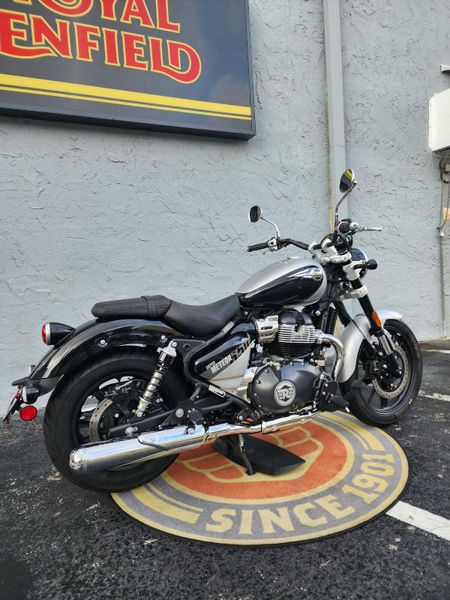 New 2024 Royal Enfield SUPER METEOR Image 6