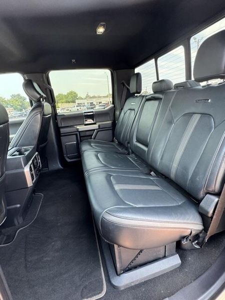 Used 2022 Ford F-350 PlatinumImage 17