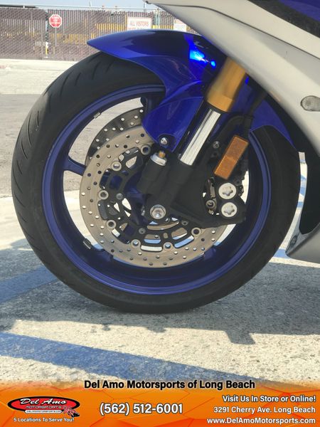 2015 Yamaha YZF-R6Image 2