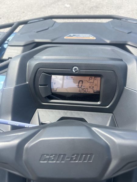 New 2026 Can-Am OUTLANDER XT 700 Image 10