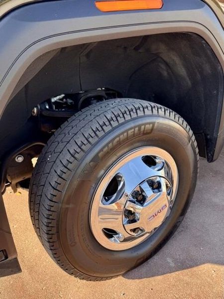 Used 2025 GMC Sierra 3500HD SLTImage 21