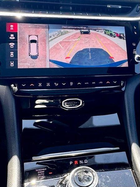 New 2026 Jeep Grand Cherokee L Limited Reserve 4x4Image 19