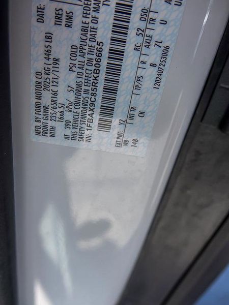 2024 Ford Transit Passenger XLT photo 26