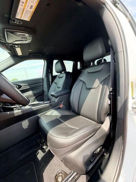 New 2026 Jeep Compass Limited Altitude 4x4Image 11