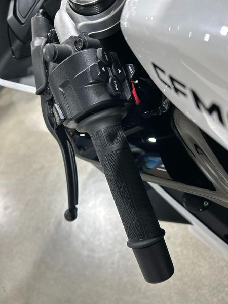 New 2026 CFMOTO 675SS Image 24