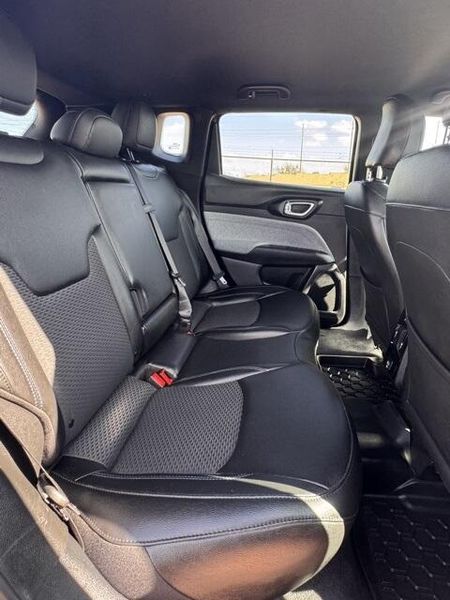 Used 2024 Jeep Compass LatitudeImage 15