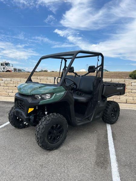 New 2026 Can-Am DEFENDER DPS HD7 Image 2