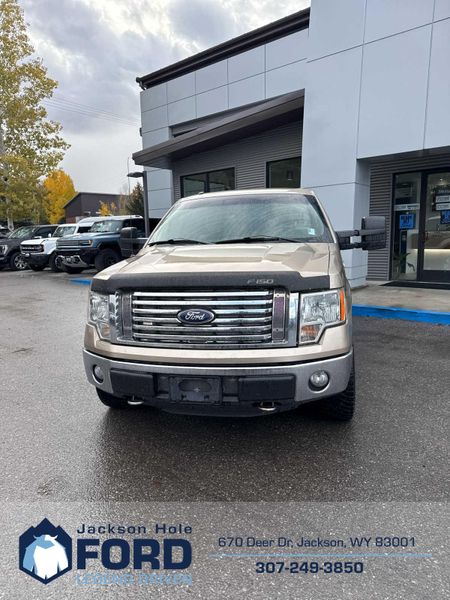 2012 Ford F-150 XLT photo 3