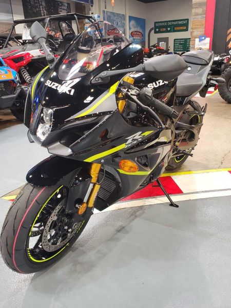 2023 Suzuki GSX-R1000R CA Image 8