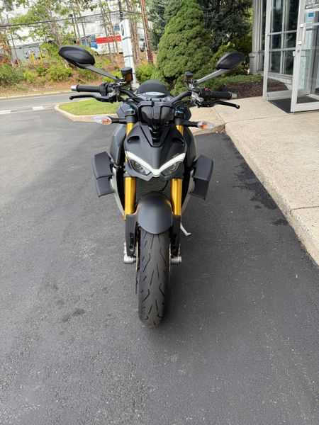 2022 Ducati STREETFIGHTER V4 S V4 SImage 3