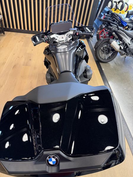 2026 BMW R 1300 RT
