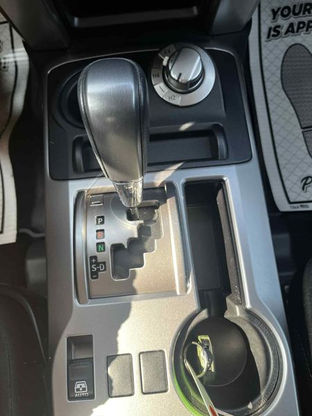 2022 Toyota 4Runner Trail Special Edition photo 9