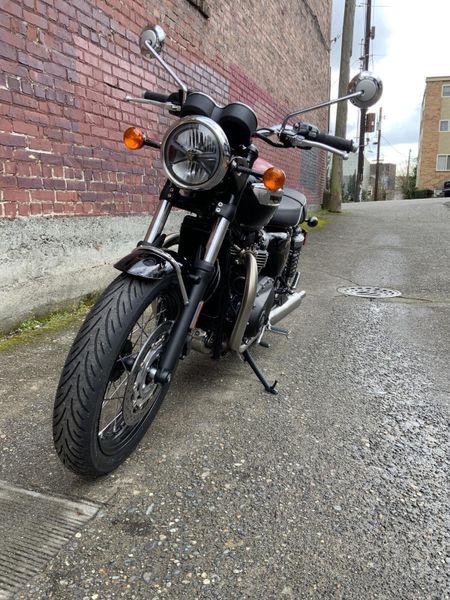 2026 Triumph BONNEVILLE T100