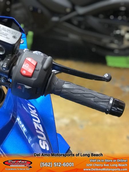 2025 Suzuki GSX-8R Image 9