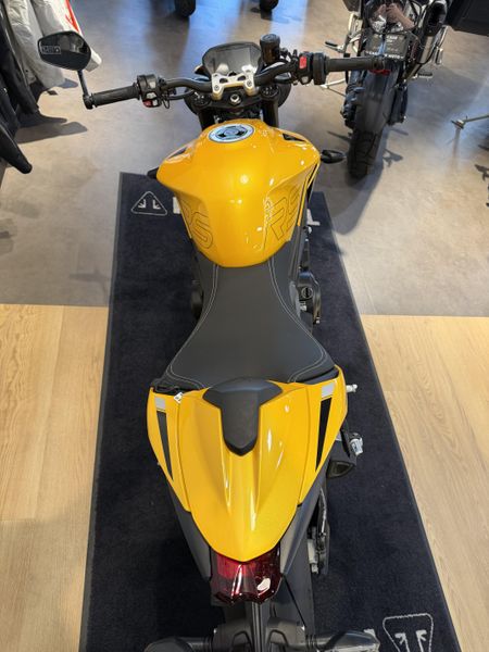 2025 Triumph Street Triple 765 RS - COSMIC YELLOW