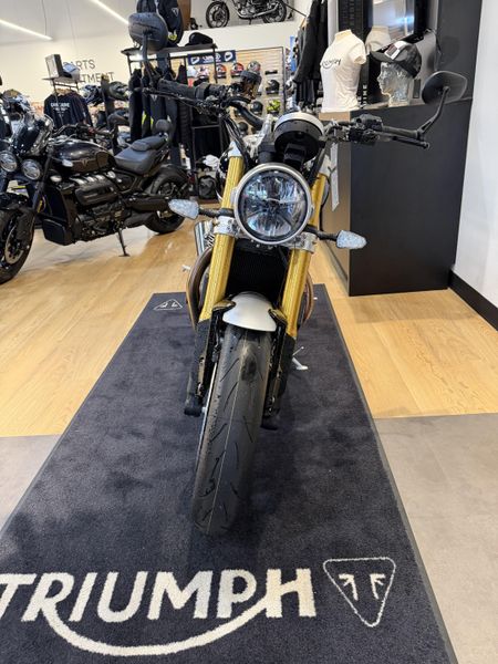 2026 Triumph Speed Twin 1200 RS
