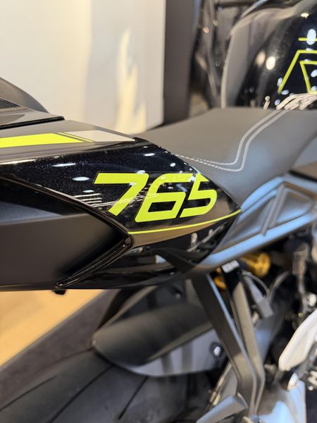 2025 Triumph Street Triple 765 RS - PHANTOM BLACK