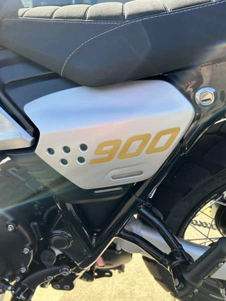 New 2026 Triumph SCRAMBLER 900 