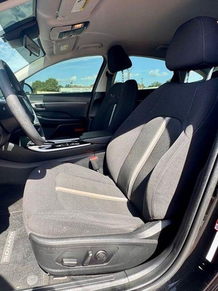 Used 2022 Hyundai Sonata SELImage 11