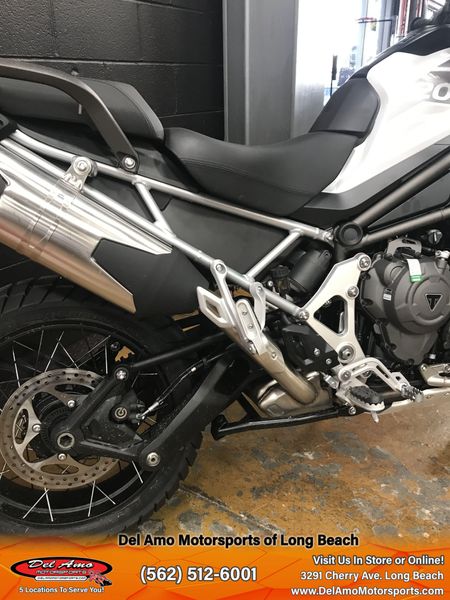 2023 Triumph TIGER 1200 RALLY PRO  in a SNOWDONIA WHITE exterior color. Del Amo Motorsports of Long Beach (562) 362-3160 delamomotorsports.com 