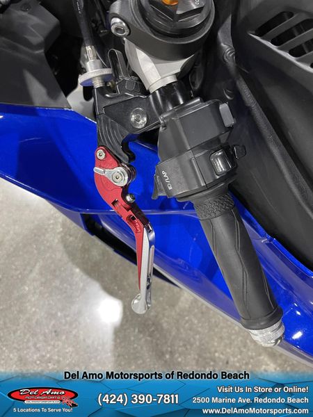 2021 Yamaha YZF-R1Image 22