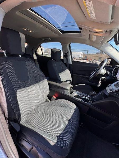 Used 2017 Chevrolet Equinox LTImage 13